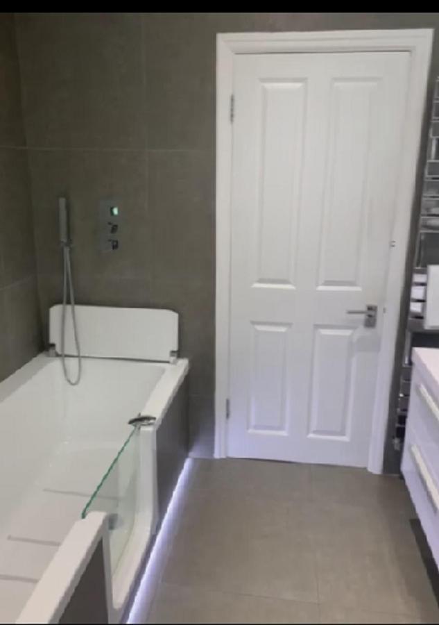 Wandsworth, South London Deluxe King Room 1 외부 사진